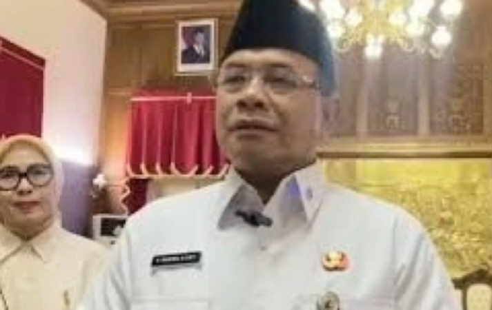 Screenshot_20250924_215413_Photo Editor