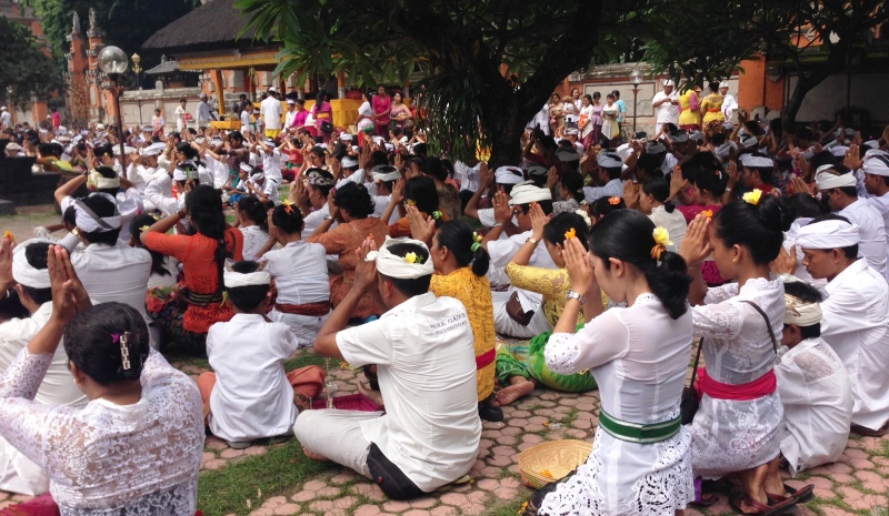 hari-raya-galungan-umat-hindu-diminta-introspeksi-diri-bXCJM4iuuU