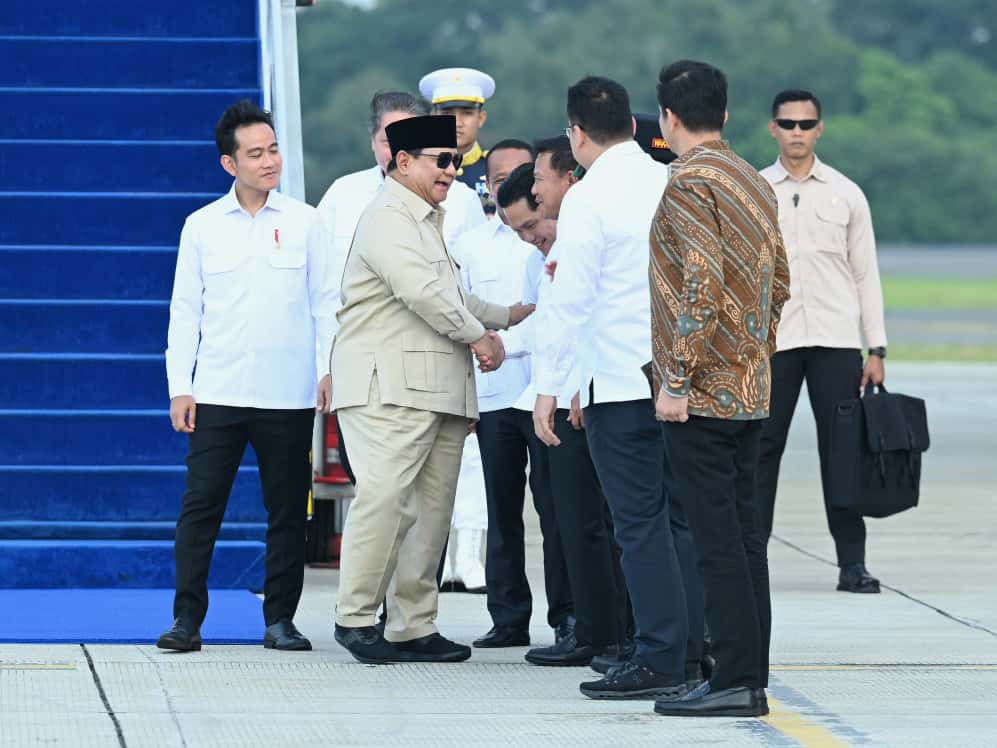 presiden-prabowo-pulang-dari-lawatan-luar-negeri-disambut-gibran-di-halim-27092025-181814