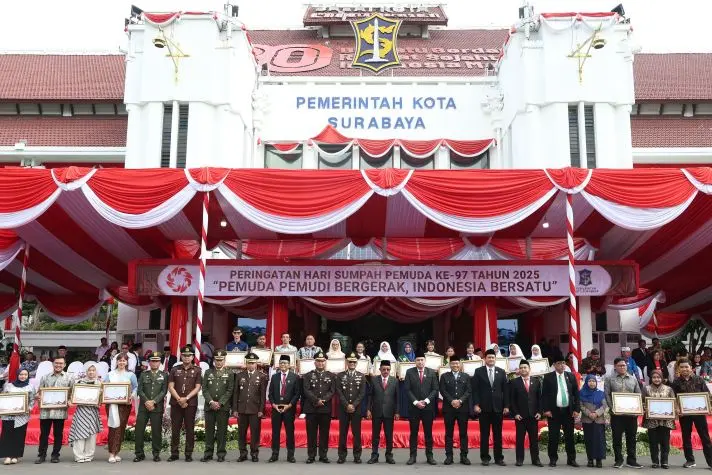 berprestasi-68-pemuda-surabaya-peroleh-penghargaan-di-hari-sumpah-pemuda-ke-97